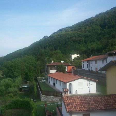 Hermitage Holidays Gallicano Rum bild