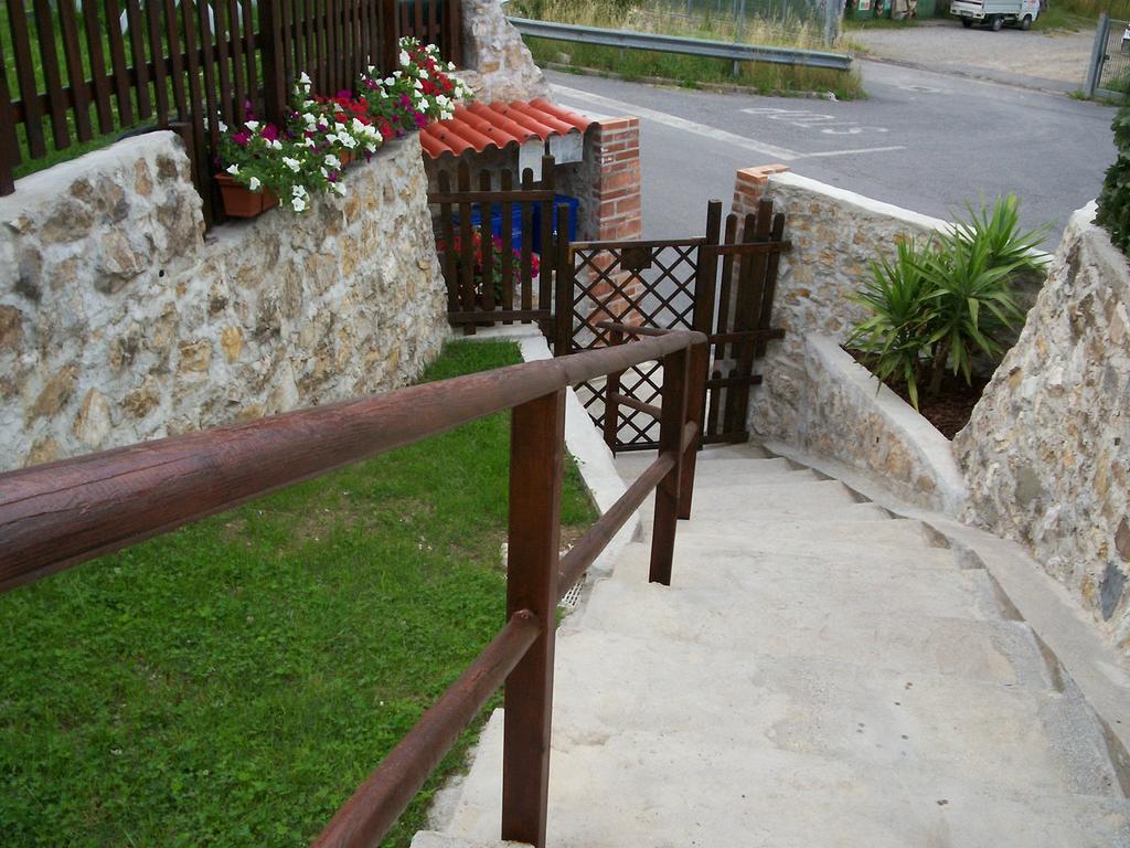 Hermitage Holidays Gallicano Exteriör bild