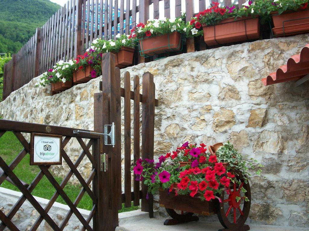 Hermitage Holidays Gallicano Exteriör bild